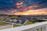 Holiday Inn Express & Suites N. MYRTLE BEACH-LITTLE RIVER by IHG - Scenic