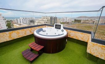 Great Holiday Apart-Hotel & Penthouse