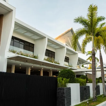 Southpick  Resort & Hotel  Incorporated