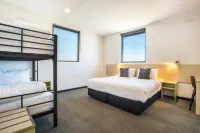 Nightcap at St Albans Hotel Hotels near Phuong Vi Restaurant