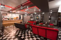 Xander Hotel (Ксандер)