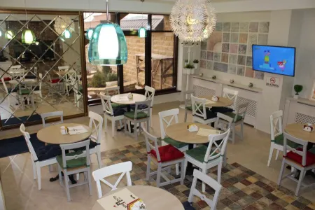 Крепость Отели рядом с достопримечательностью «222»