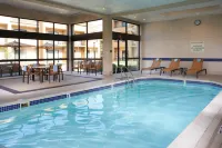 Courtyard Columbus Dublin - Pool