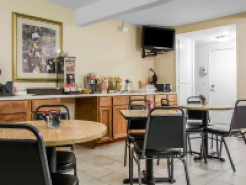 Days Inn by Wyndham Pocatello University Area Hotels in Pocatello