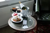 Hotel Hamlet - breakfast