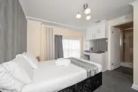 Flexistay Tulsi Aparthotel