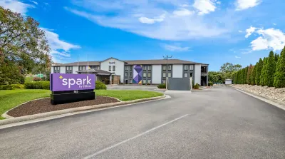 Spark by Hilton Roanoke Civic Center Hotels near Beautiful Nails & Skin Care