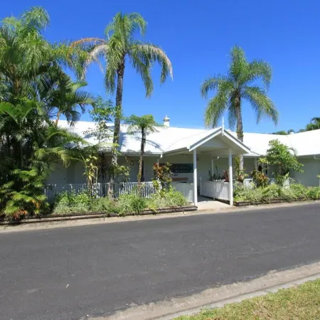 Tully Motel