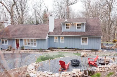 Cowry Acres - 11 Acre Enchanted Retreat, Hot Tub Hotels in 