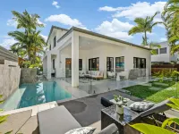 Noosa Village River Resort Hotels in Noosaville