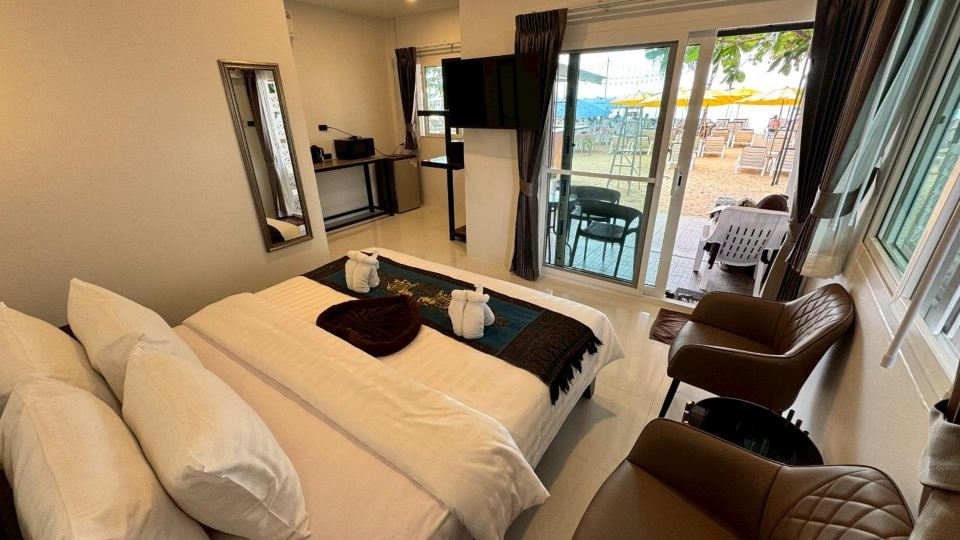 Naiyang Discovery Beach Resort