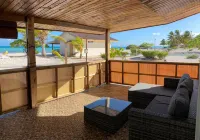 Te Manu Lodge Tikehau - bar