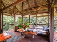 Noah Creek Eco Huts Hotels in Daintree