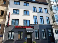 Hotel Albergo Hotels near سخاربيك / سخاييرب