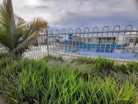 Clyde View Holiday Park - Pools