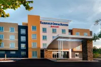 Fairfield Inn & Suites Atlanta Cumming/Johns Creek Hotels near Walmart Pharmacy