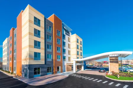 Fairfield Inn & Suites Boston Marlborough/Apex Center