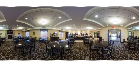 Holiday Inn Express & Suites Pekin (Peoria Area)