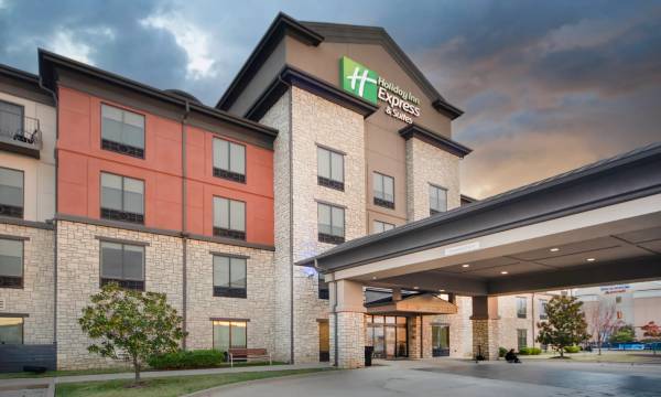 Holiday Inn Express & Suites Conway by IHG