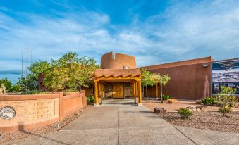 Super 8 by Wyndham Albuquerque West/Coors Blvd