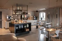 Four Points Flex by Sheraton Koge - sarapan