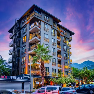 ARİA RİVA HOTEL Các khách sạn gần Cleopatra Beach