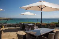 Port Charlotte Hotel