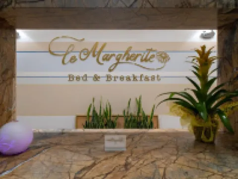 เลอมาร์แฆรีเต็ทบีแอนด์บี โรงแรมในMesagne