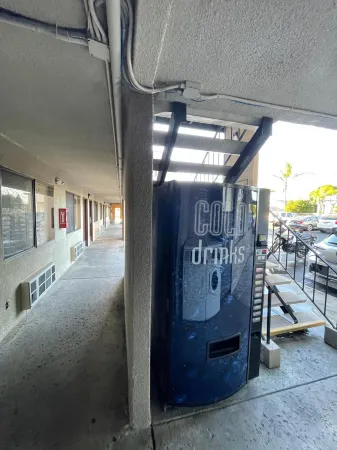 Hotel Milagro Отели в г. Чула-Виста