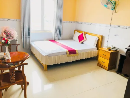 Khách sạn De Vương 2 - Bãi đậu xe