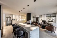 Almond Business Hotel