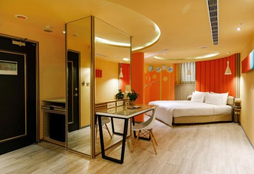 Surreal Motel Xinzhuang 조식