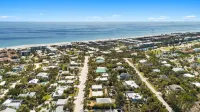Driftwood Inn Hotels in Captiva