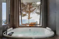 White Rocks Hotel Kefalonia - Hot Tub