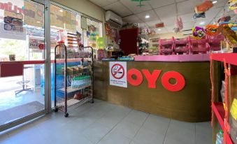 OYO 90205 Bayu Sintok Motel - Housity