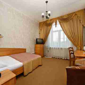 Yaroslavskaya Hotel Rooms