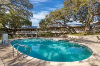 Best Western Sunday House Inn