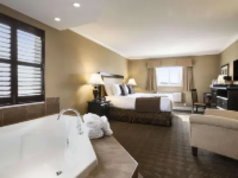 ラマダ バイ ウィンダム サレー / ラングレー サリーのホテル