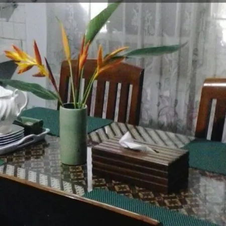 Room-Villas in Batu Indonesia Homestay
