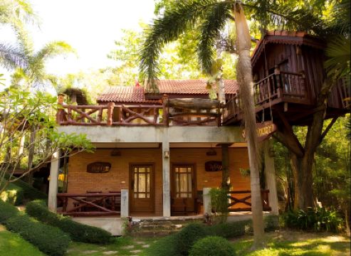 ชวนธนปัญญารีสอร์ท (ChuanTaNaPanya Resort)