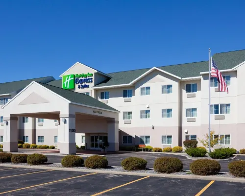 Holiday Inn Express & Suites STEVENS POINT by IHG Hotels in Stevens Point