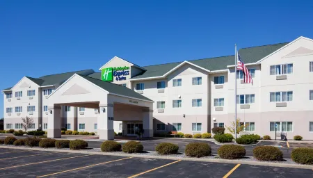 Holiday Inn Express & Suites Stevens Point Отели в г. Стивенс Пойнт