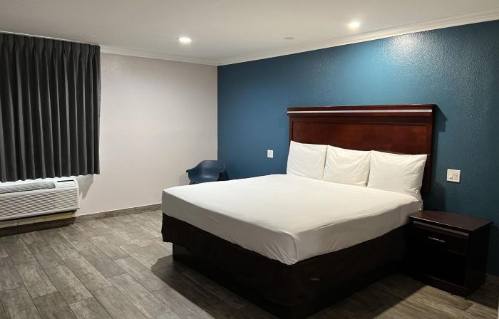 Super 8 by Wyndham Mesa Downtown Near Convention Center