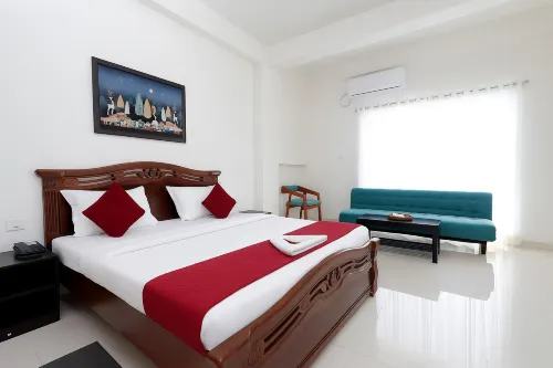Urban Crest Beltola - 2-Star