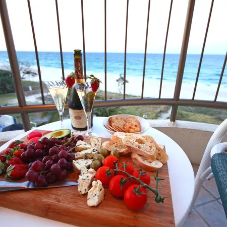 San Simeon Beachfront Apartments Tugun