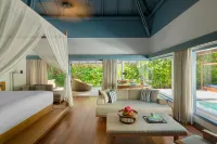The Halcyon Private Isles Maldives, Autograph Collection