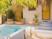 Vista Mare Beach House - Resorts