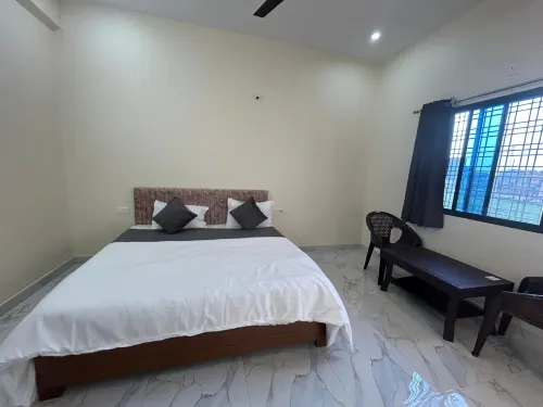 Hotel Pampa Sarovar - 2-Star