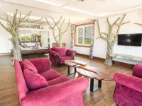 Queens Chateau Boutique Villa Hotels in Galu