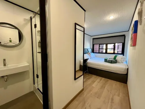 Hybrit box - Hostels